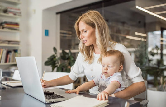 How to Rebuild Your Professional Image After Pregnancy - Little Kids Business