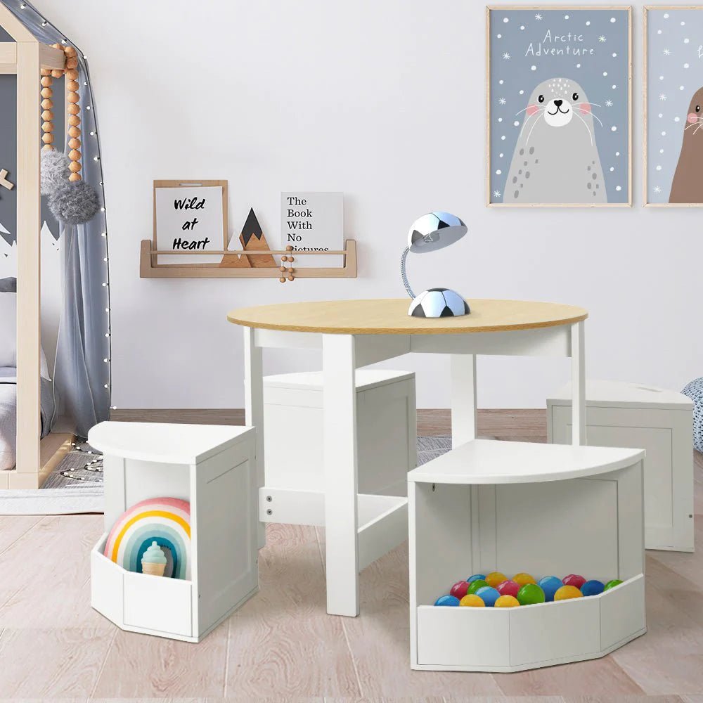 Kids table and chairs - Little Kids Business 