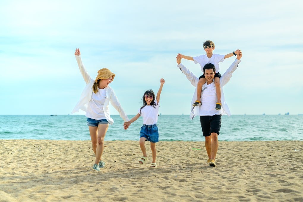 Essential Top 10 Family Travel Tips with Little Kids - Little Kids Business 
