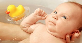 How to Bath your New Baby - Little Kids Business